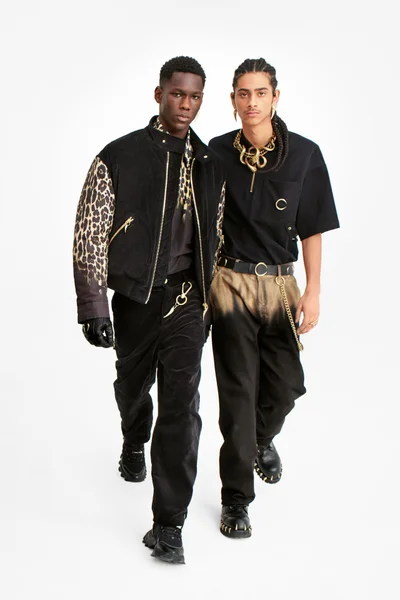 Look 10